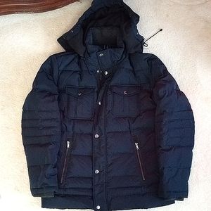 Towne by London Fog, Size Large,  Dark blue